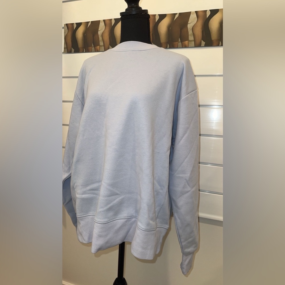 Skims small periwinkle light blue/grey  skims crew neck sold out/limited color